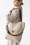 große, beige, wasserabweissende Tasche mit schokoladenfarbenen Streifen
