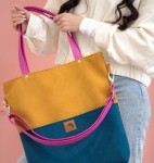 Bunte Tasche aus wasserabweissendem Nubuk in Senf-Türkis-Farbe  mit Fuchsia-Riemen