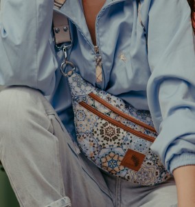 Nierenbeutel aus wasserabweisendem, gedrucktem Polyester, Hexagonmuster