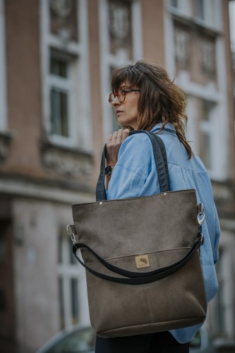 tote1.jpg