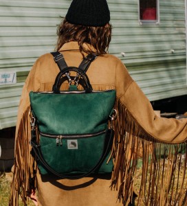 Tasche/ Rucksack 2 in 1 aus Nubuk, flaschengrün